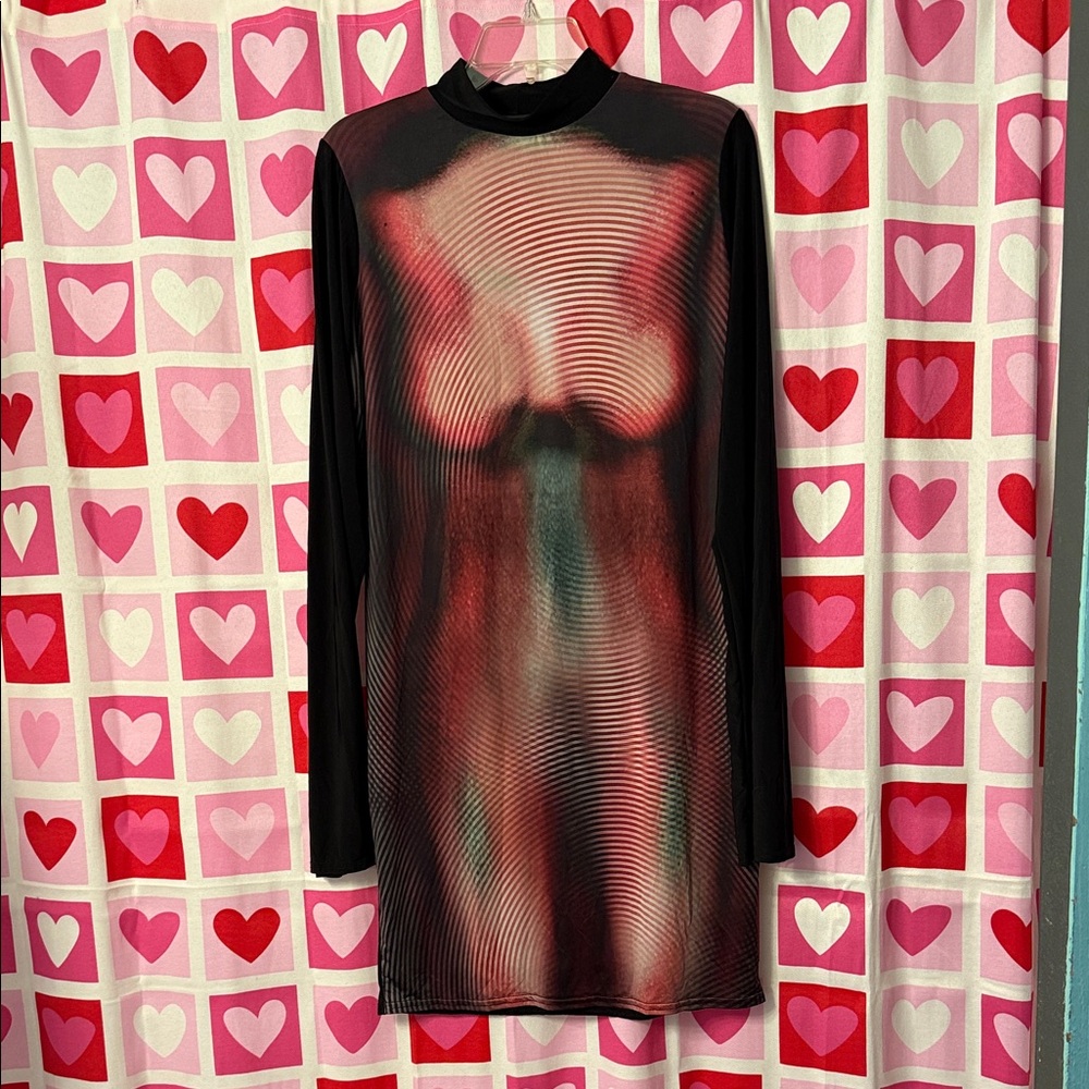 PrettyLittleThing Black and Red Long Sleeve Dress Size 16
